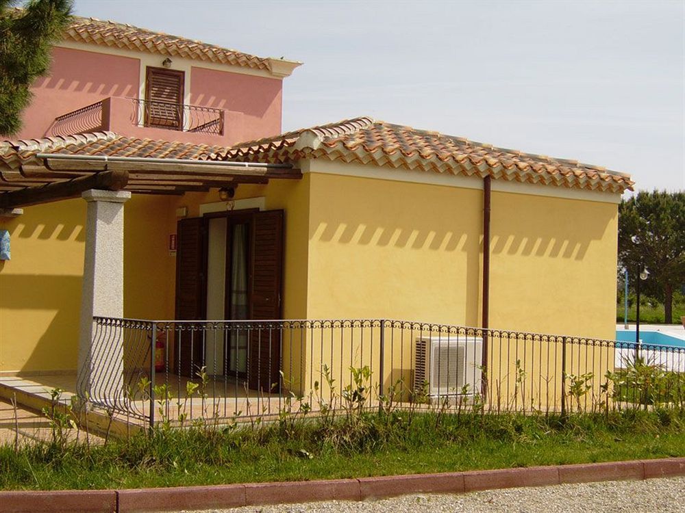 Rejna Residence Hotel Cardedu Exterior foto
